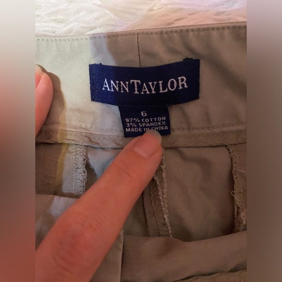 Ann Taylor khaki - Picture 3 of 3